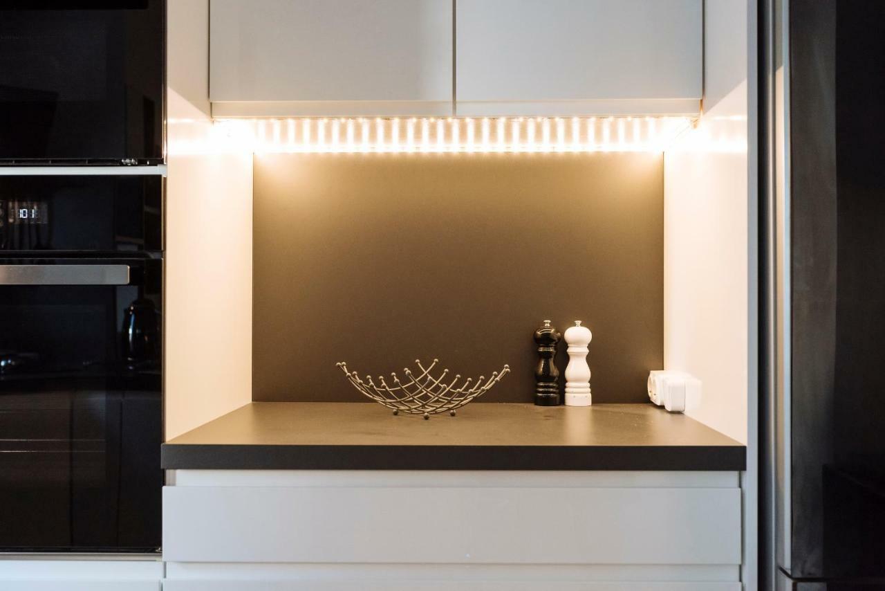 ブカレストLuxury Flat 8 Near Metroアパートメント エクステリア 写真