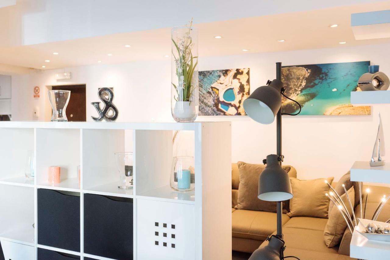 ブカレストLuxury Flat 8 Near Metroアパートメント エクステリア 写真
