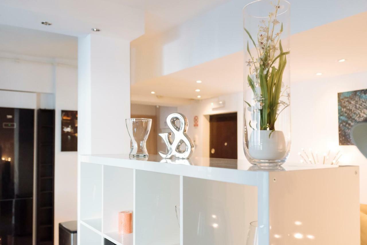 ブカレストLuxury Flat 8 Near Metroアパートメント エクステリア 写真